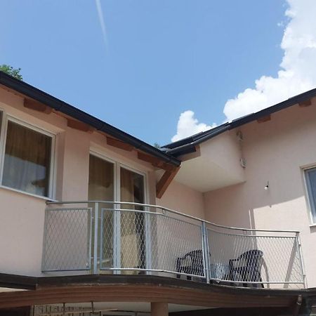 Апартаменты Apartman Panorama Яйце Экстерьер фото